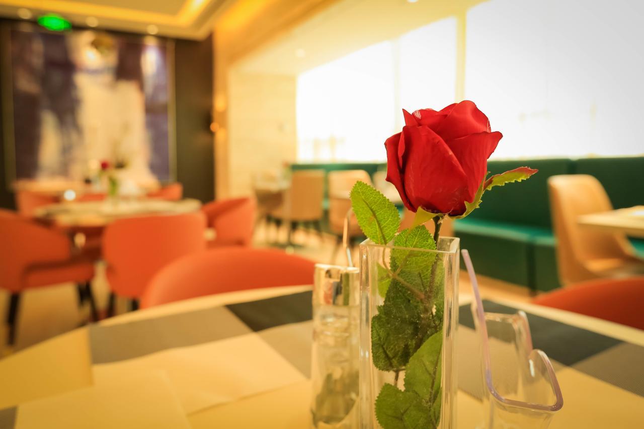 Metropolo Jin Jiang Hotels Turpan Administrative The Heart Of Pai Esterno foto
